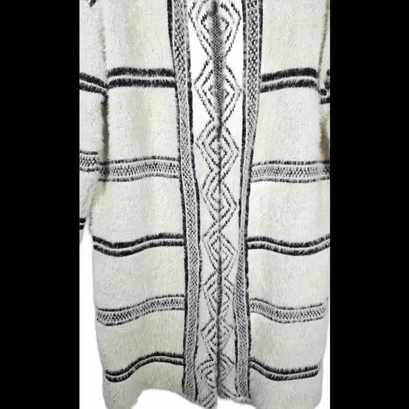 Anthropologie‎ Solitaire Cream Striped Fuzzy Cardigan Size Large - Picture 3 of 8